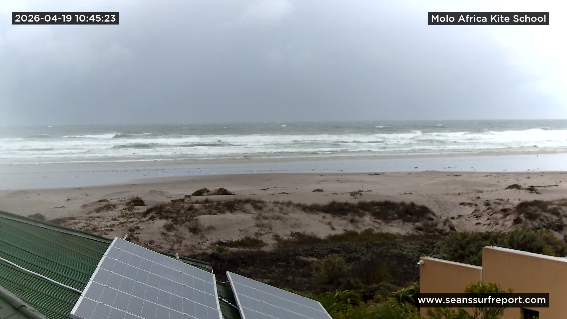 Live beach conditions at West Coast, Cape Town, from Molo Africa Kite School – ocean waves and sandy shore